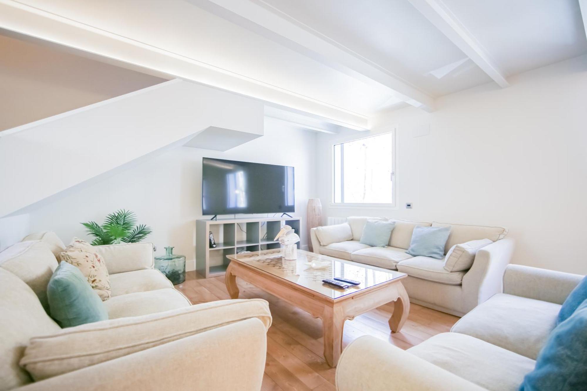 Duplex De Lujo Junto Al Bernabeu Real Madrid Villa Exterior photo